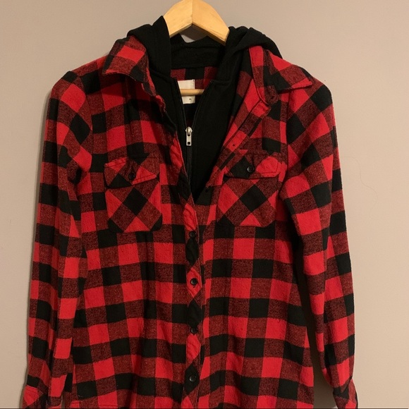 Pleated jacket - Picture 2 of 2